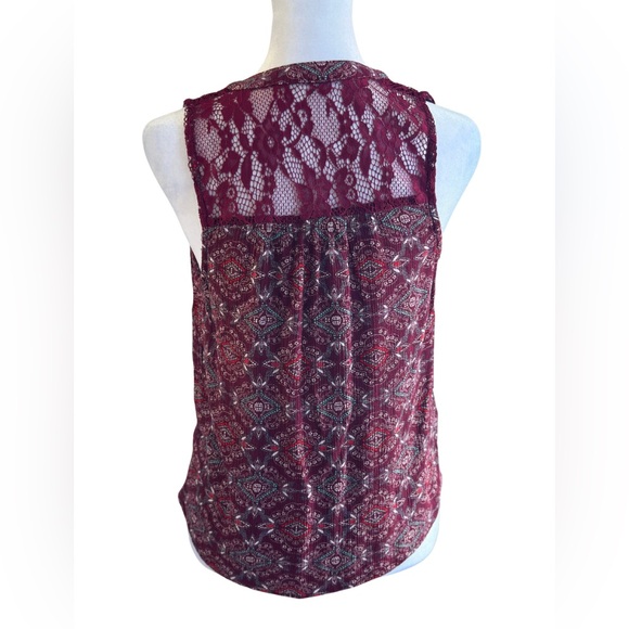 No Boundaries Sleeveless Burgundy Lace Back Tank Top - Picture 2 of 5